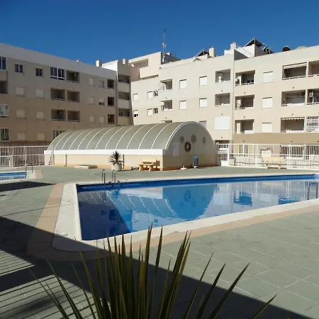 Laguna Rosa Apartamento *